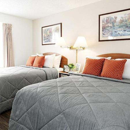 Intown Suites Extended Stay Chicago Il - Oakbrook Villa Park Экстерьер фото