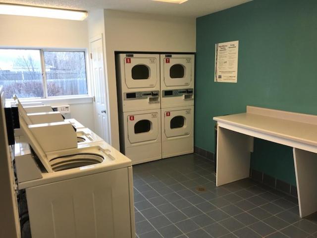 Intown Suites Extended Stay Chicago Il - Oakbrook Villa Park Экстерьер фото