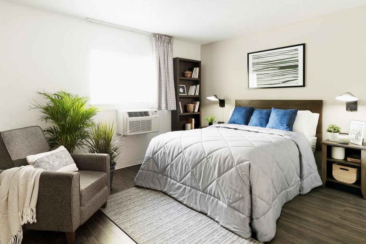 Intown Suites Extended Stay Chicago Il - Oakbrook Villa Park Экстерьер фото
